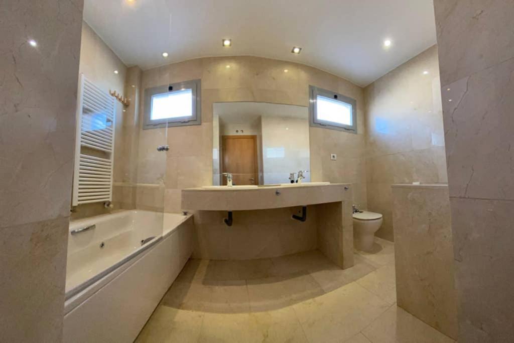 Valdevebas Chalet Con Piscina Madrid Ngoại thất bức ảnh